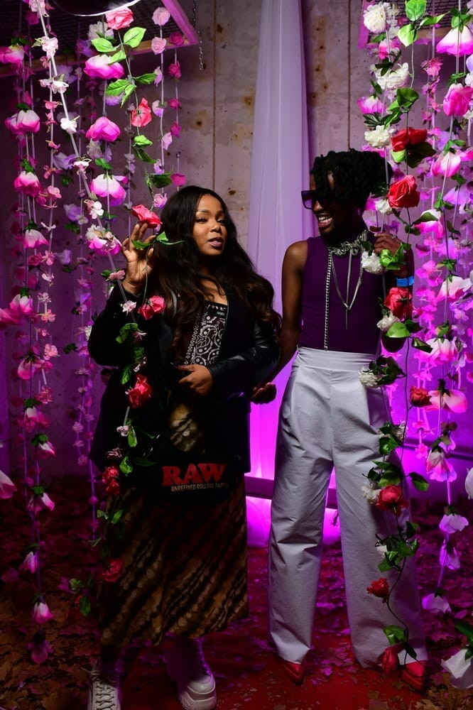 Basha Uhuru General 261